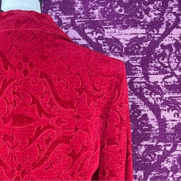 Nine West Embossed Red Velvet Blazer Sz 12 - Picture 5 of 6